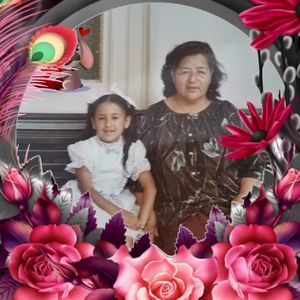 Meet your Posher, Roxana